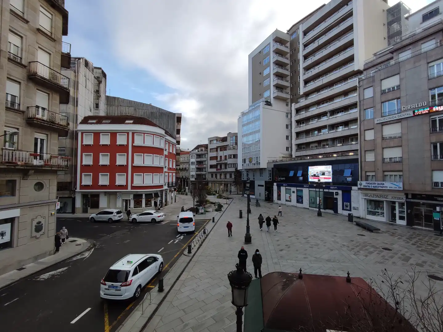 Vista exterior de Oficina de lloguer en Vilagarcía de Arousa amb Balcó