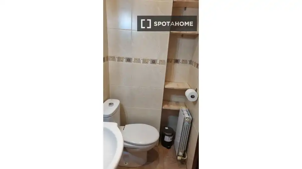 Habitación en Barrio de Uribarri