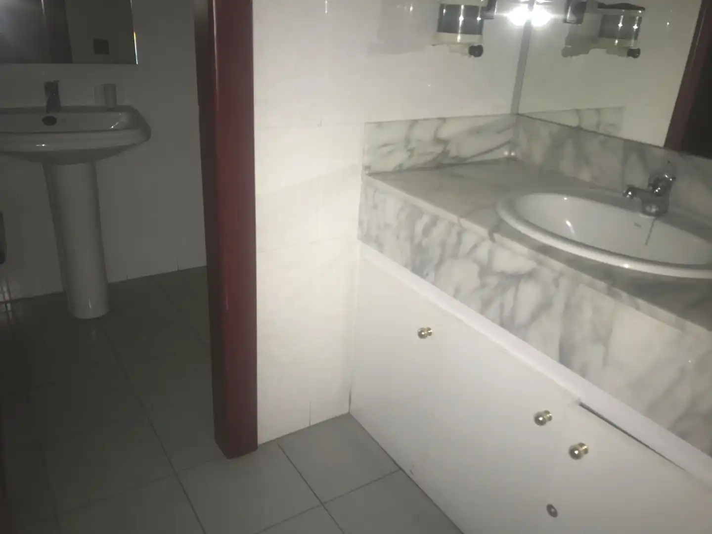 Bany de Oficina en venda en Terrassa