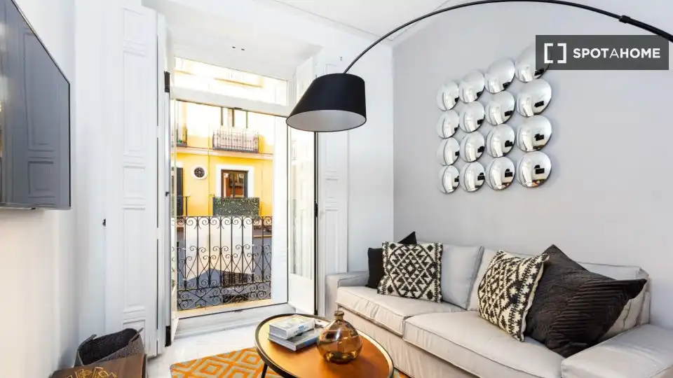 Flat with terrace to rent in Moncloa - Aravaca