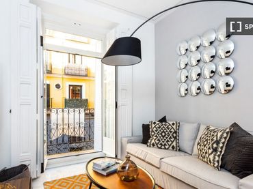 Flat with balcony to rent in Moncloa - Aravaca
