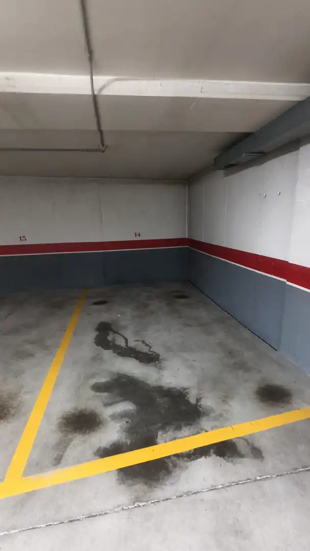 Individual with lift for sale in Avenida de Oza 210, imagen 2