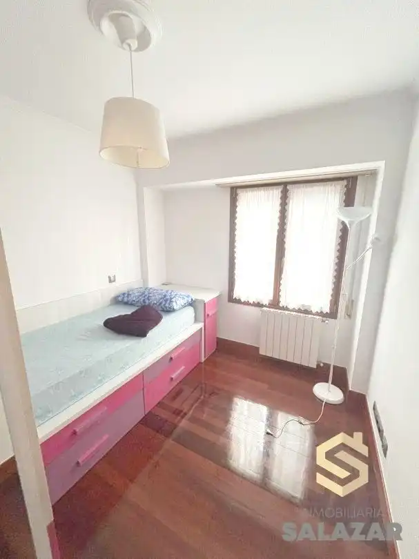 Habitación de Piso de alquiler en Bilbao  con Calefacción