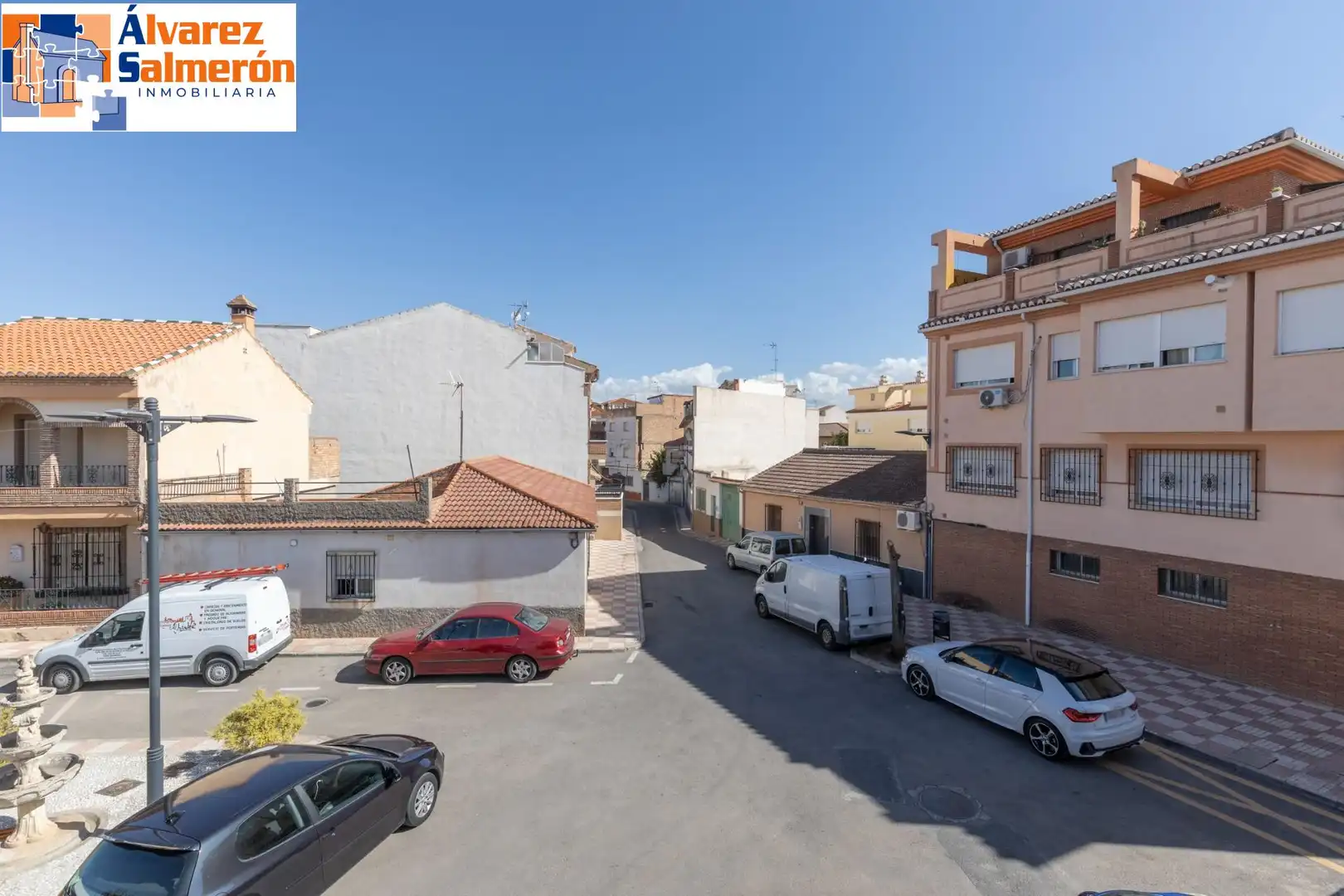 Vista exterior de Casa o xalet en venda en Armilla amb Aire condicionat i Terrassa