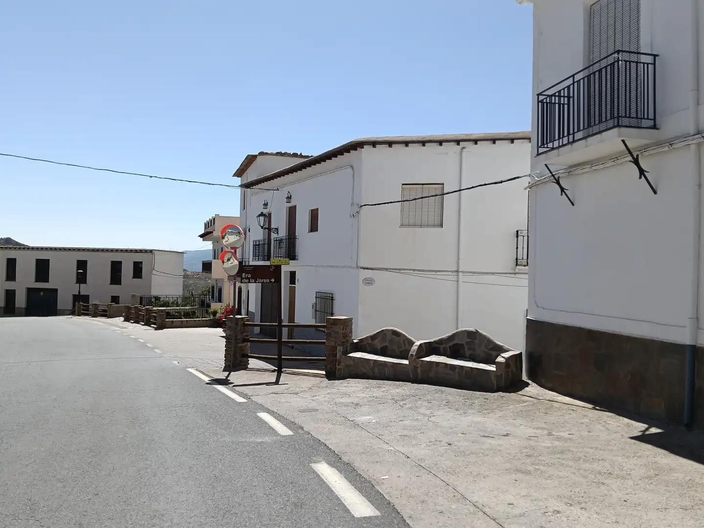 Vista exterior de Casa o chalet en venta en Válor con Calefacción, Jardín privado y Terraza