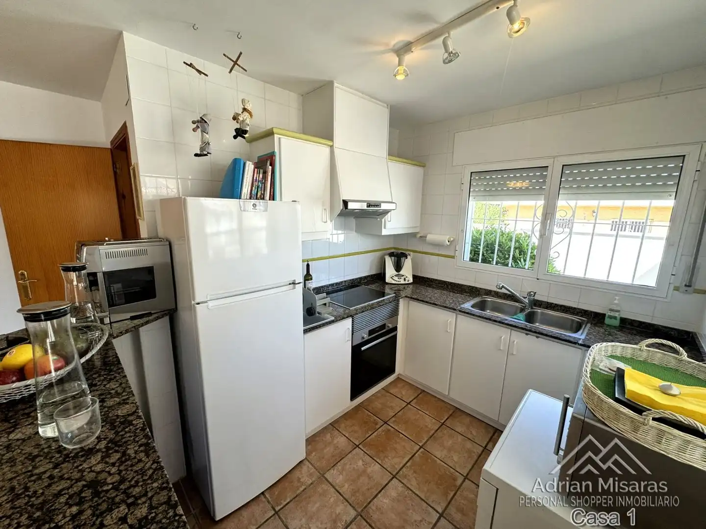 Cocina de Casa o chalet en venta en Deltebre con Aire acondicionado, Piscina y Amueblado