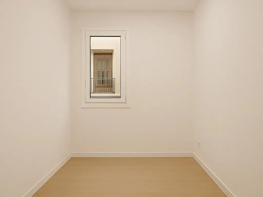 Flat with lift for sale in avinguda sant esteve 77, imagen 13