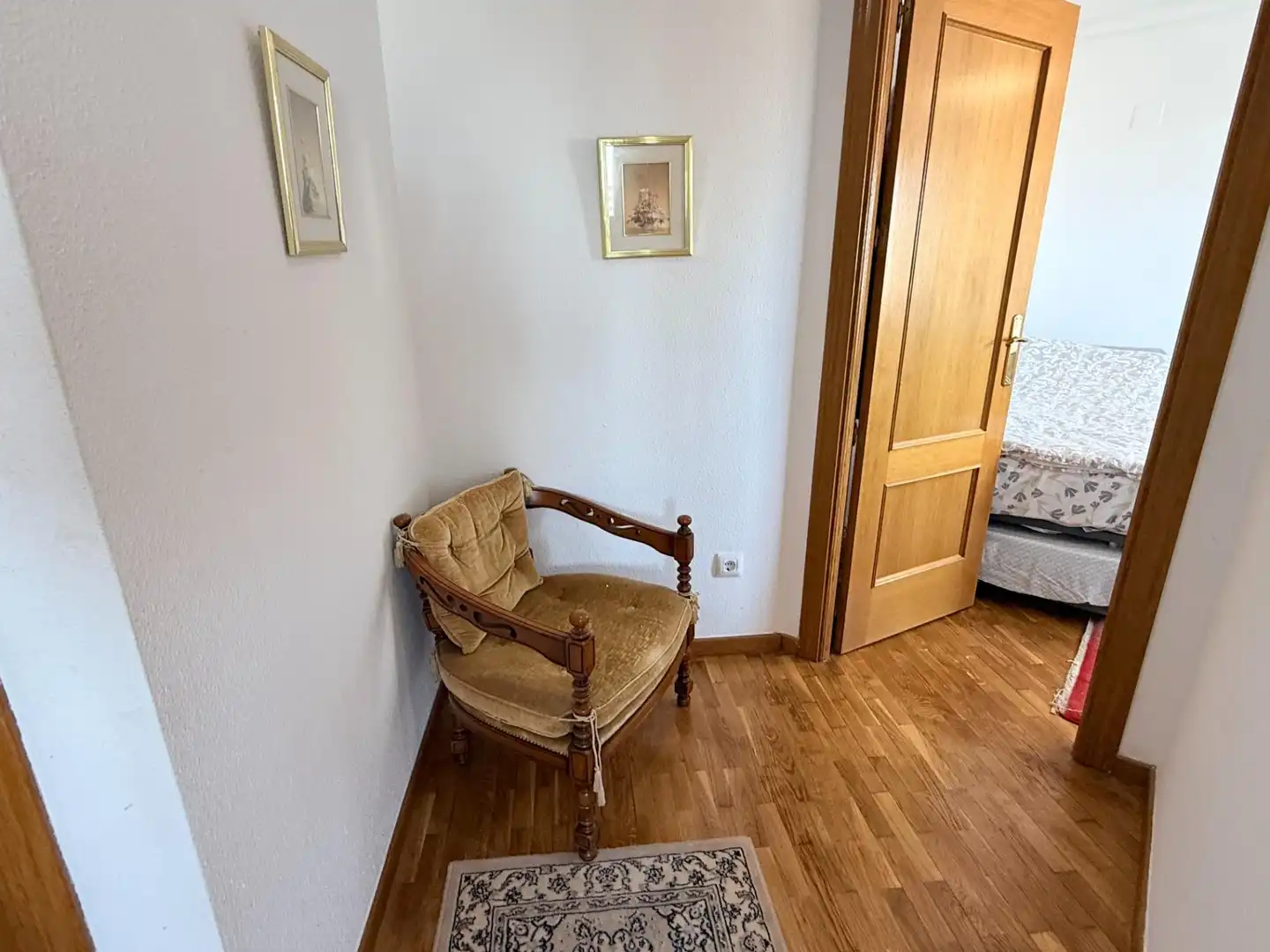 Habitación de Ático en venta en Alicante / Alacant con Aire acondicionado, Terraza y Piscina comunitaria