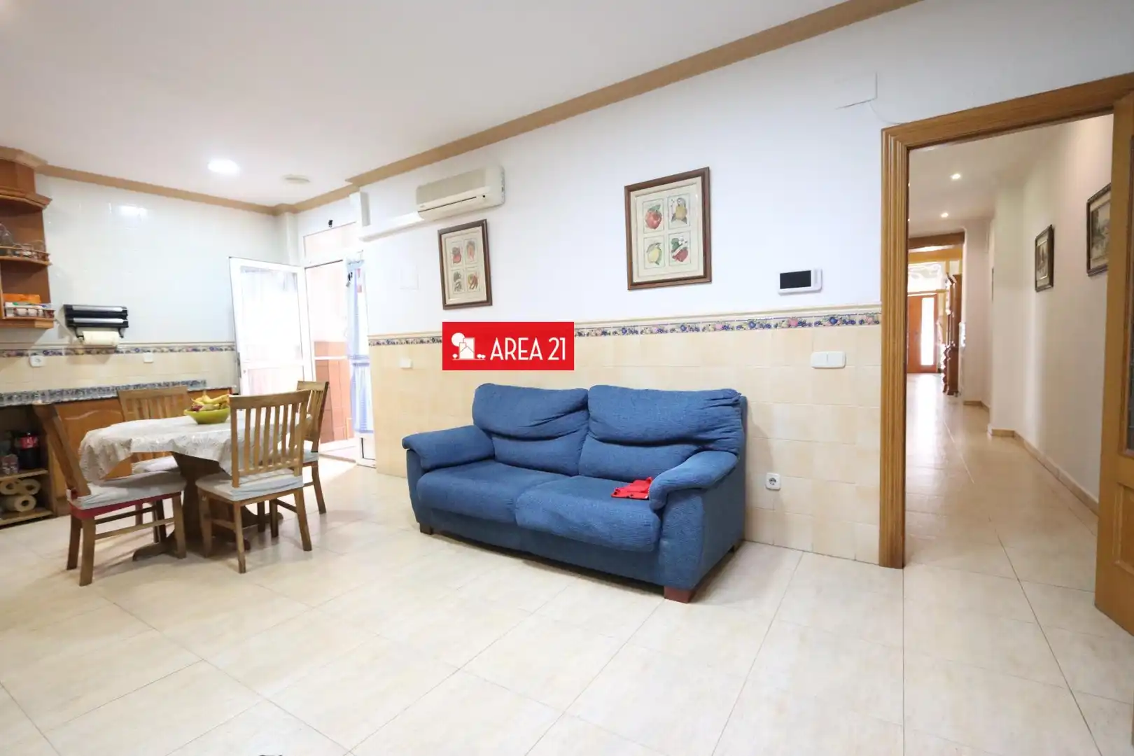 Casa o chalet en venta en La Pobla de Vallbona con Aire acondicionado, Terraza y Trastero
