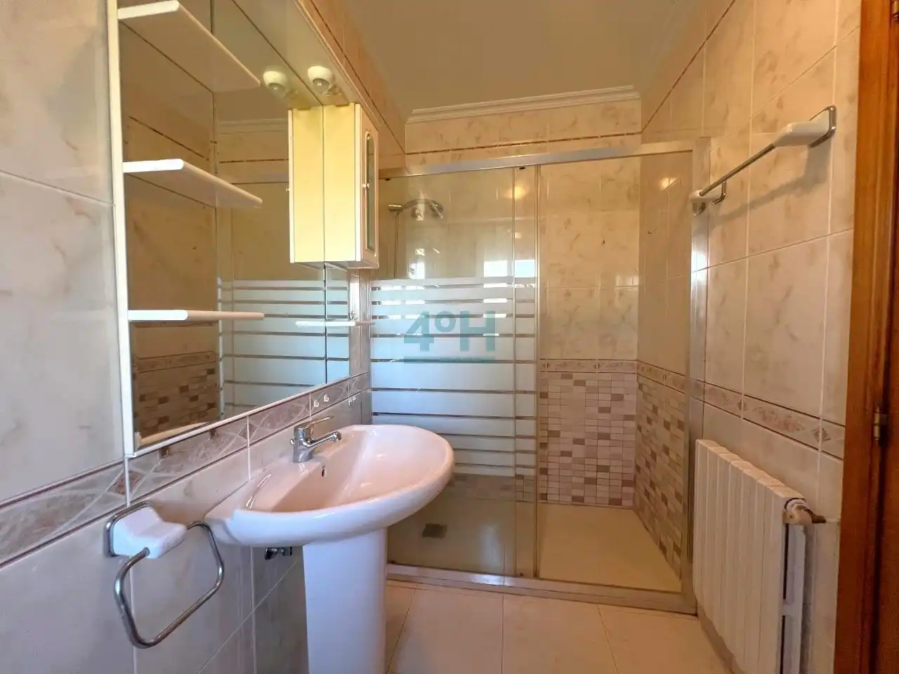 Baño de Casa o chalet en venta en Barbadás con Calefacción, Jardín privado y Terraza