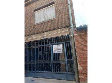 Casa en venta en Calle Gregorio Molinero