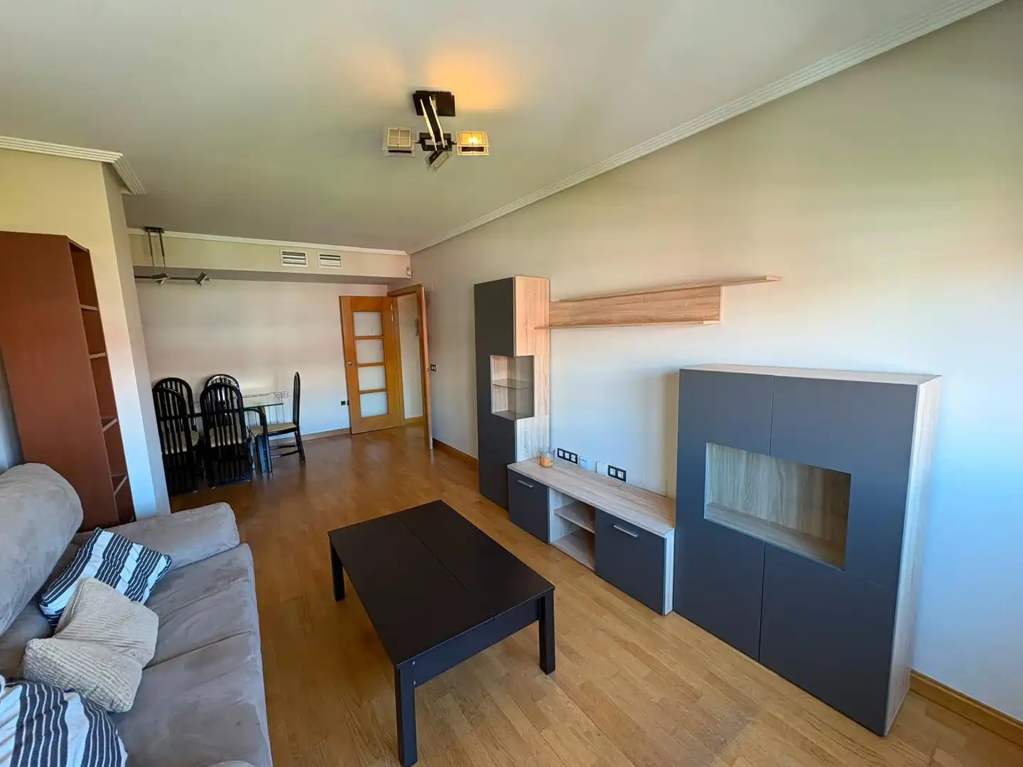 Wohnzimmer von Wohnungen zur Miete in Villa de Prado