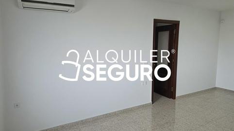 Photo 5 of Flat to rent in Urbanización Parque Giralda , La Hacienda - Nueva Andalucía, Sevilla