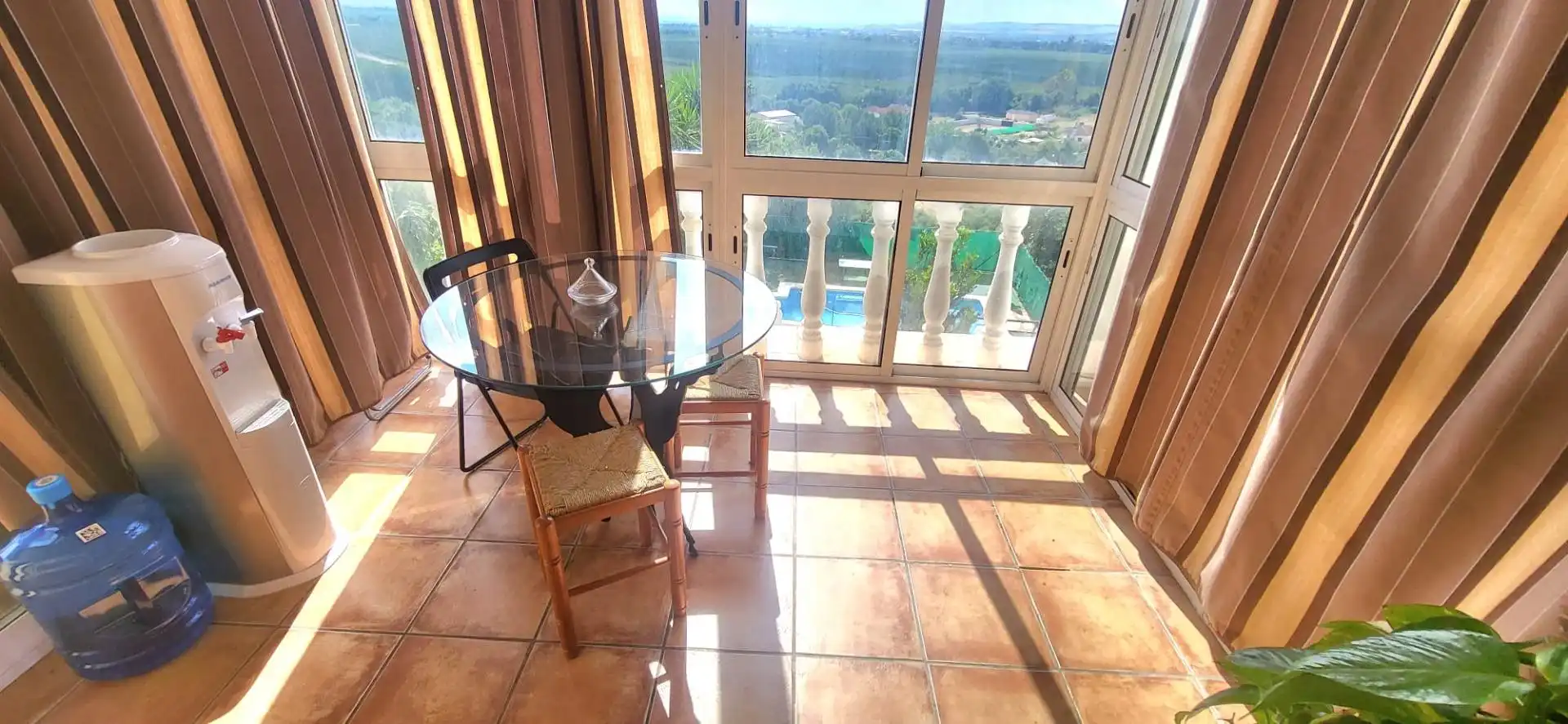 Comedor de Finca rústica en venta en Almodóvar del Río con Aire acondicionado, Jardín privado y Terraza