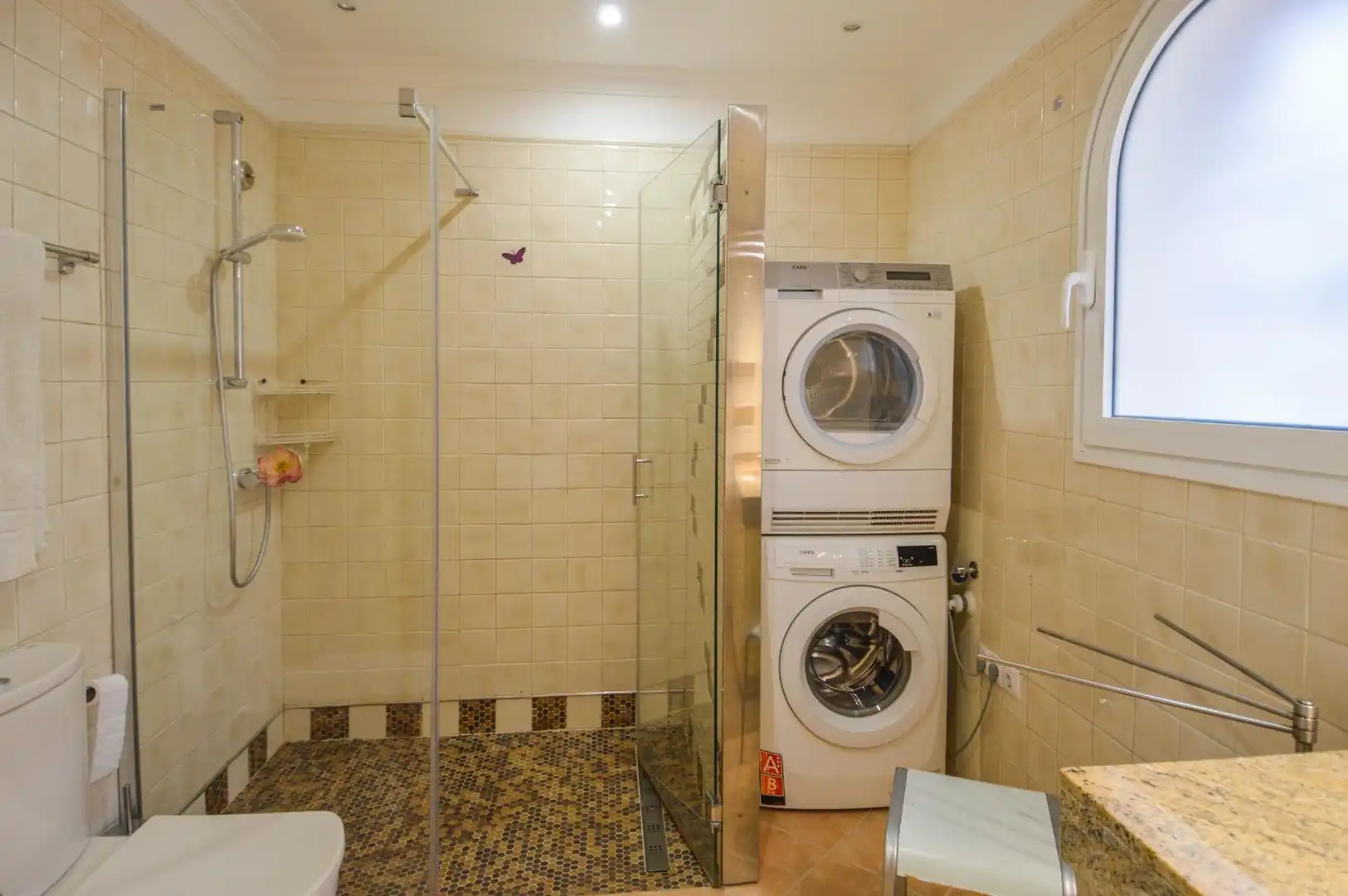 Bathroom of Houses for sale in San Bartolomé de Tirajana  with Air Conditioner and Terrace