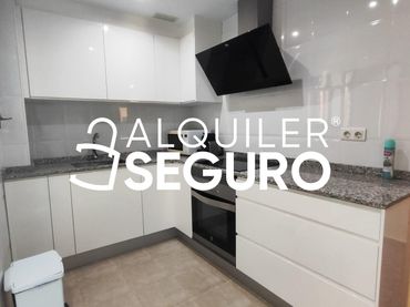 Flat with lift to rent in Carolina Alvarez