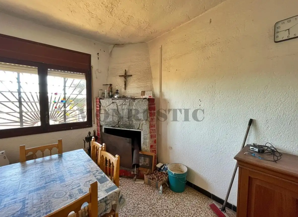 Cocina de Finca rústica en venta en Querol con Jardín privado, Terraza y Trastero