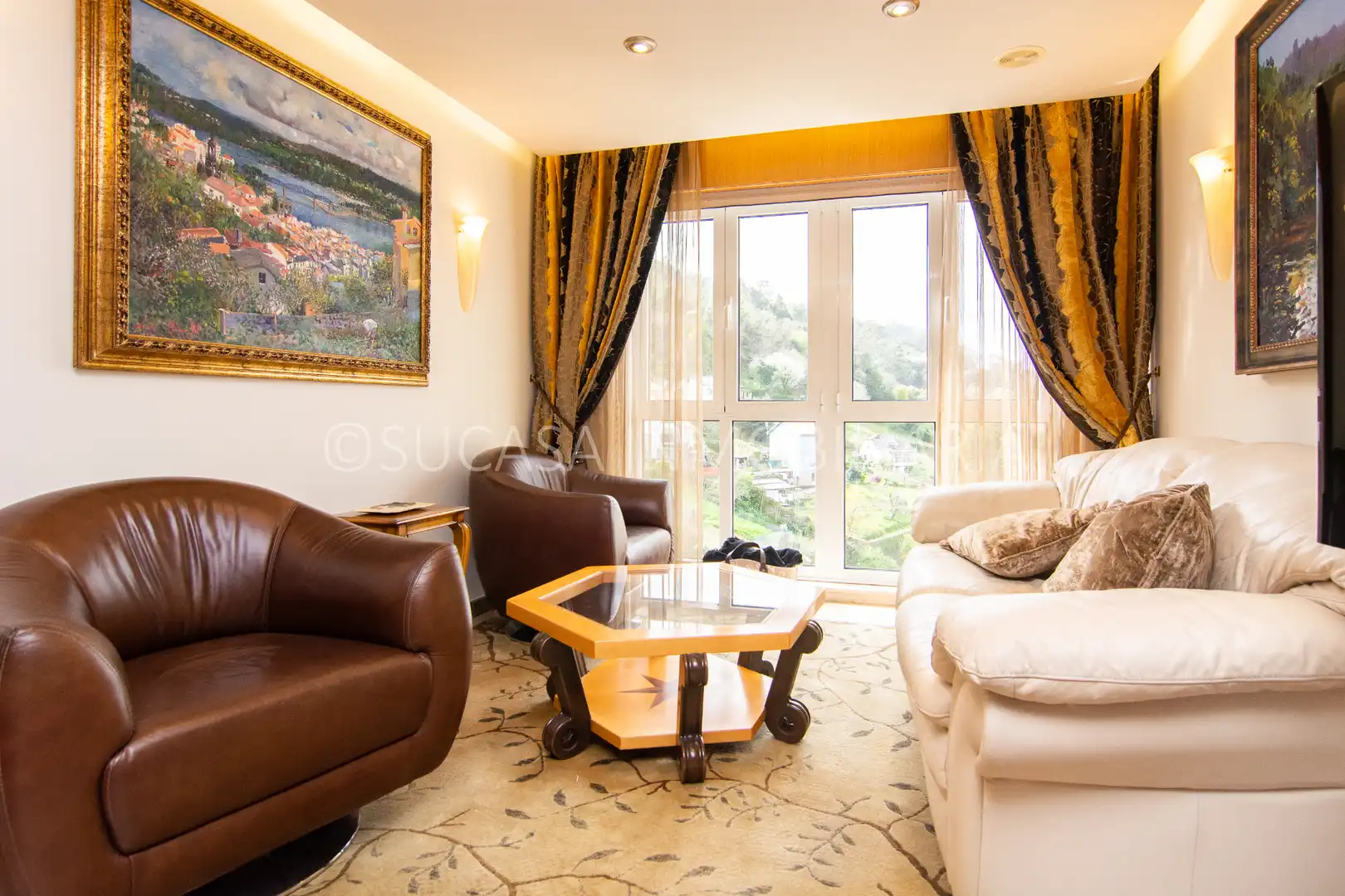 Sala de estar de Dúplex en venta en Pontedeume con Calefacción, Parquet y Trastero
