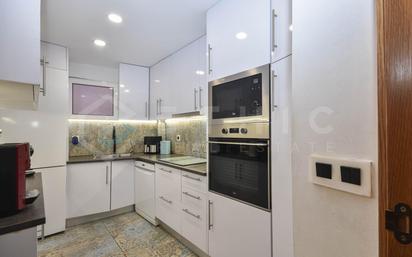 Kitchen of Flat for sale in  Barcelona Capital  with Air Conditioner