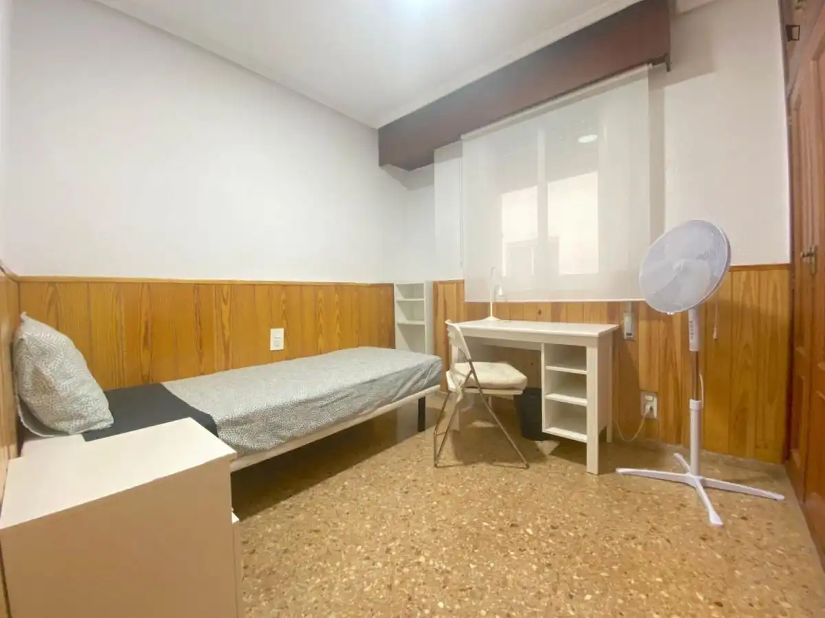 Bedroom of Apartments for rent in Valencia  with Furnished, Oven and Washing machine
