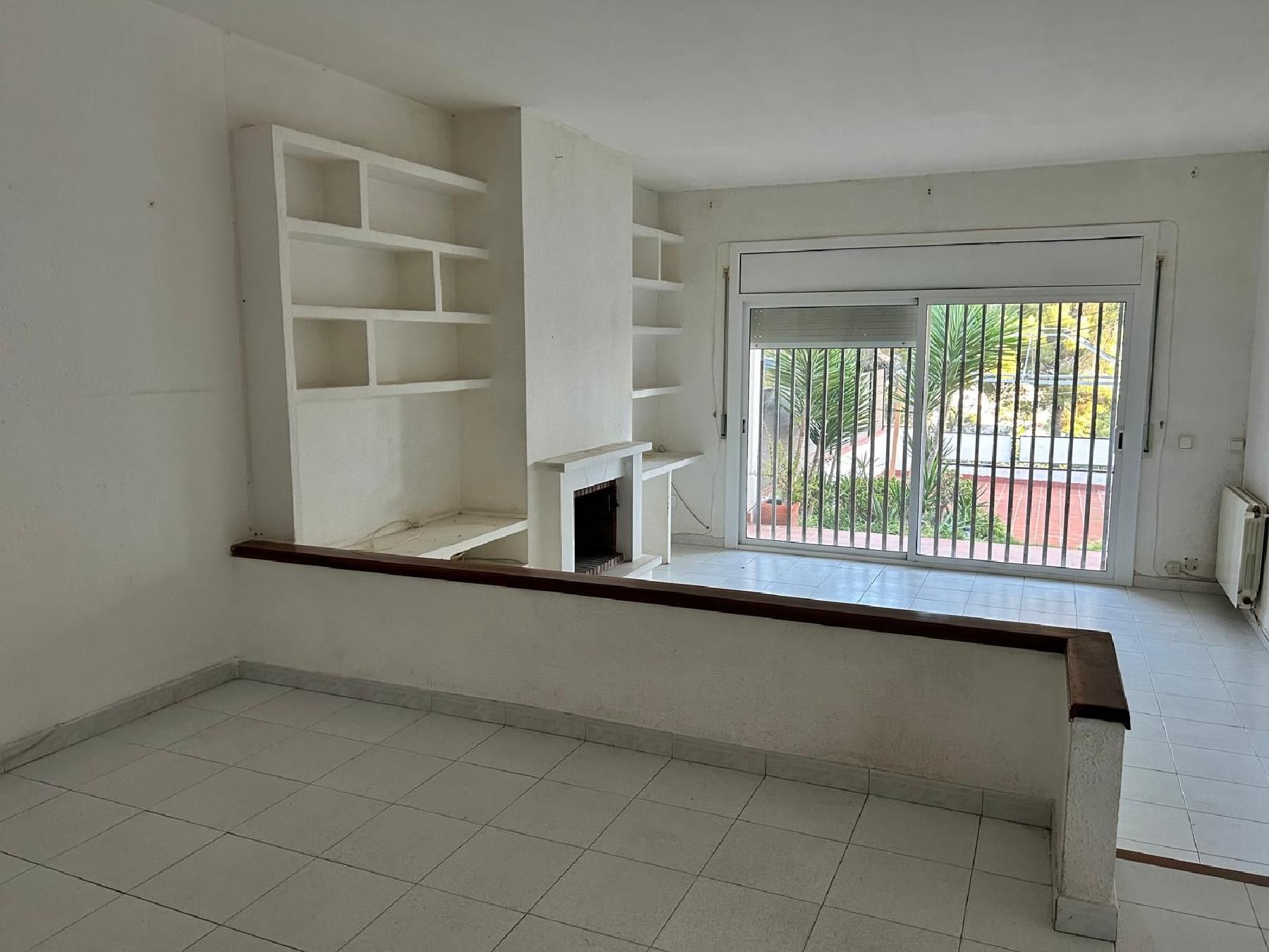 Sala d'estar de Casa o xalet en venda en Calafell amb Terrassa i Traster