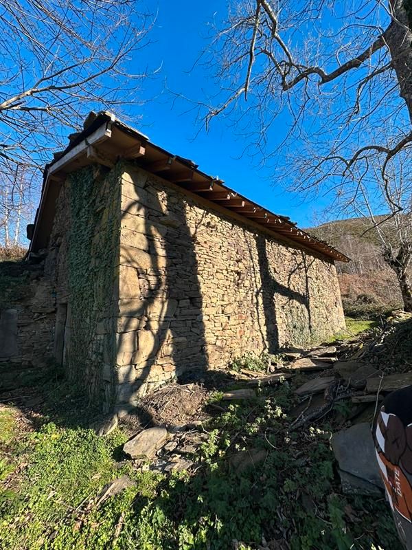 Außenansicht von Country house zum verkauf in Mieres (Asturias)