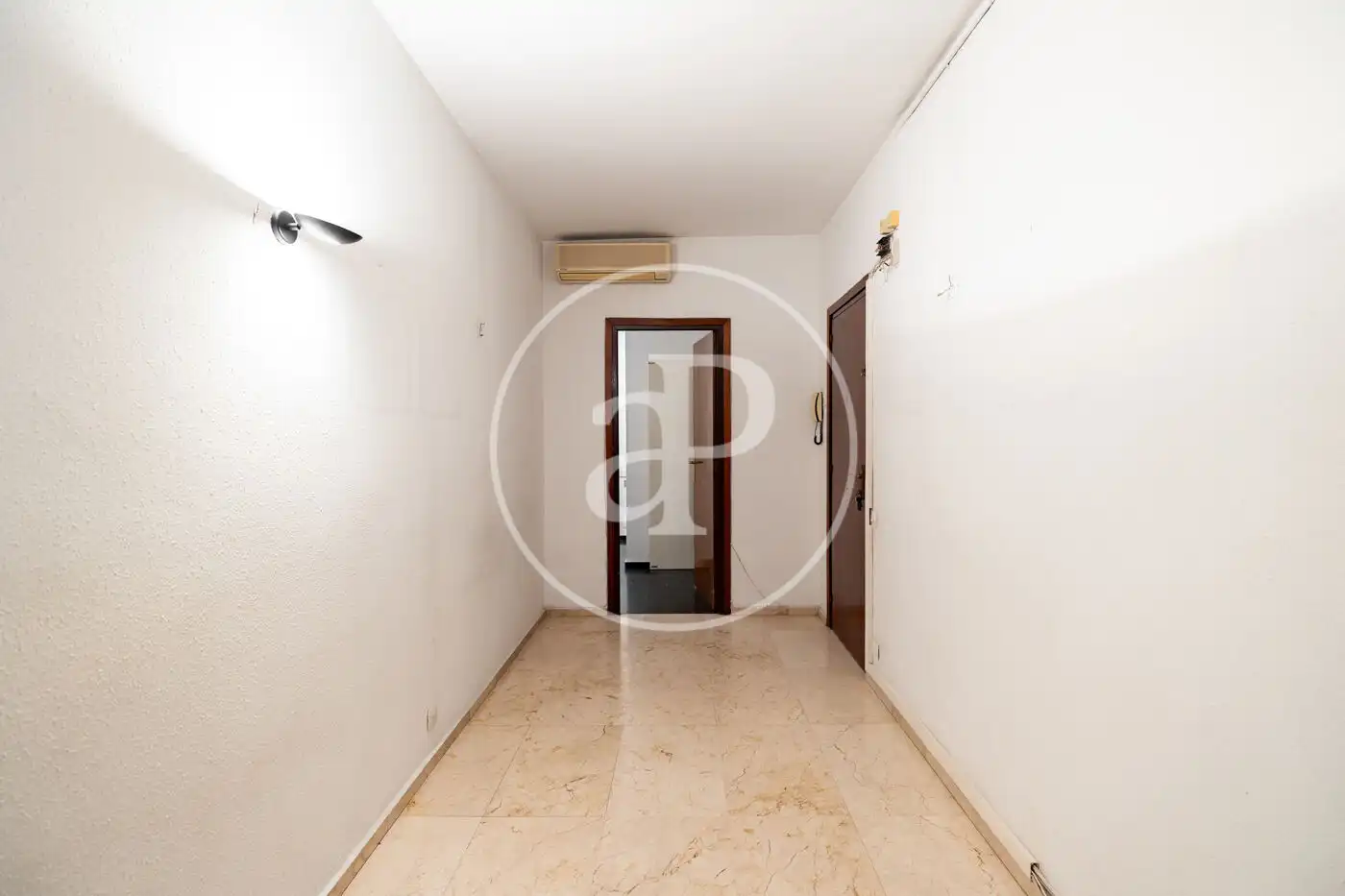 Piso en venta en Barcelona con Aire acondicionado, Calefacción y Balcón