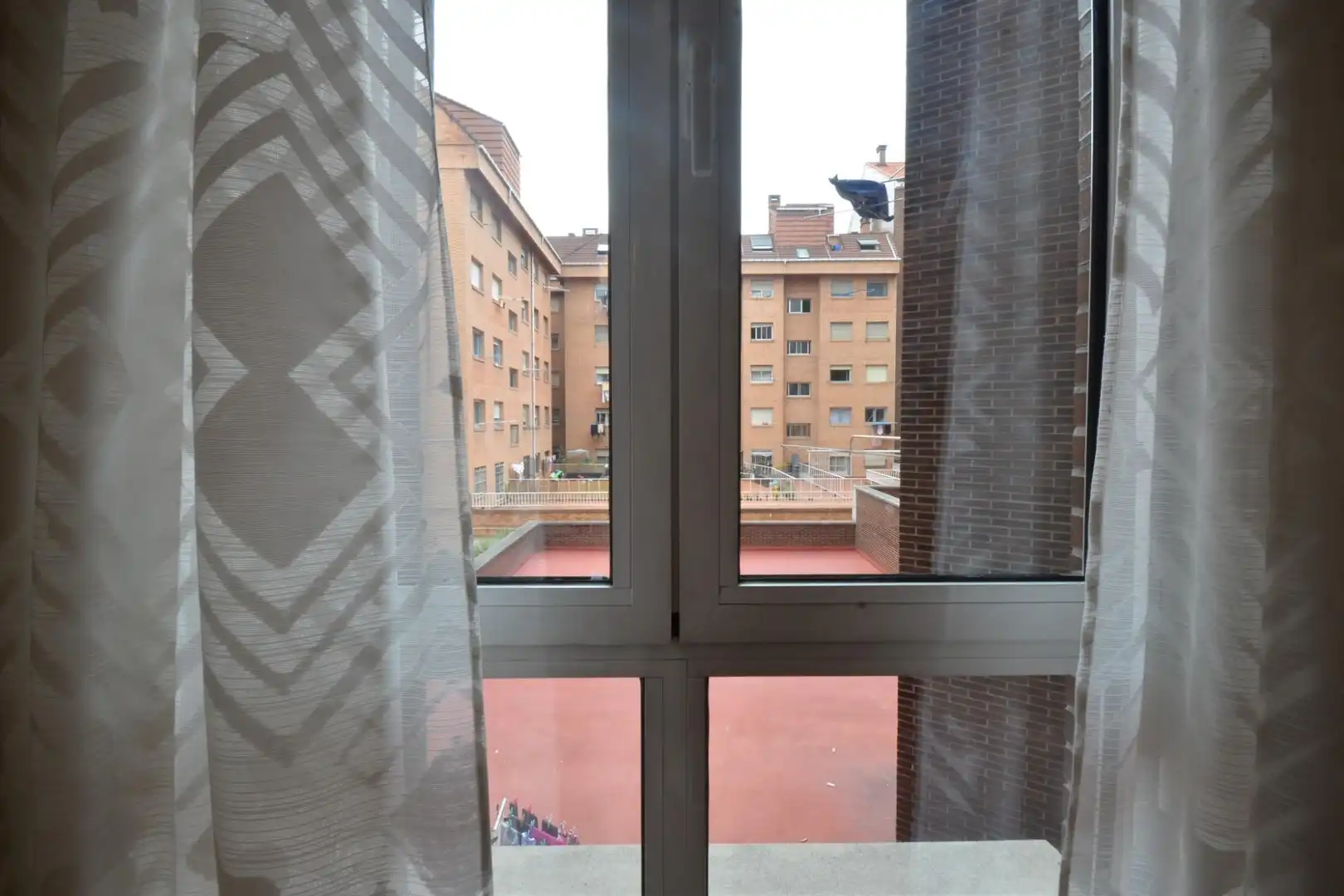 Habitación de Piso en venta en Oviedo  con Calefacción y Trastero