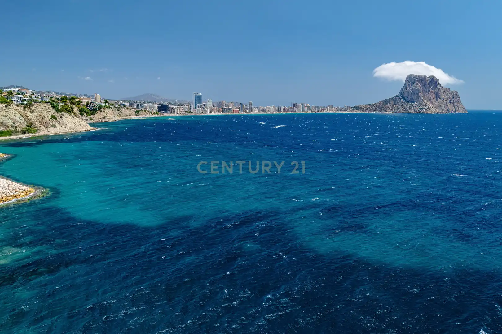 Vista exterior de Apartament en venda en Calpe / Calp amb Aire condicionat, Jardí privat i Traster