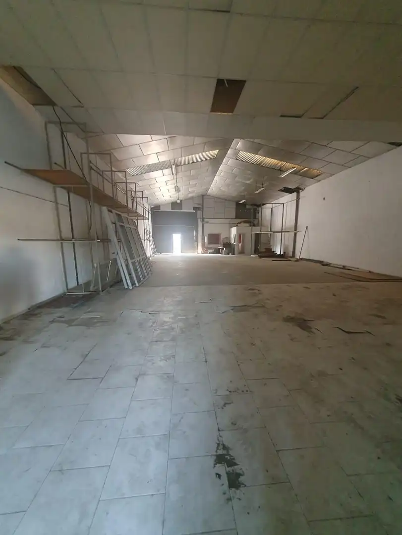 Industrial building for sale in Este - Alcosa- Torreblanca, imagen 5