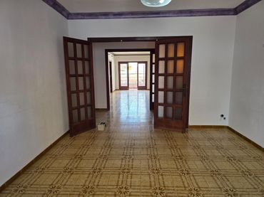 Piso con balcón en venta en Carrer DE FRA ANTONI TORRENS