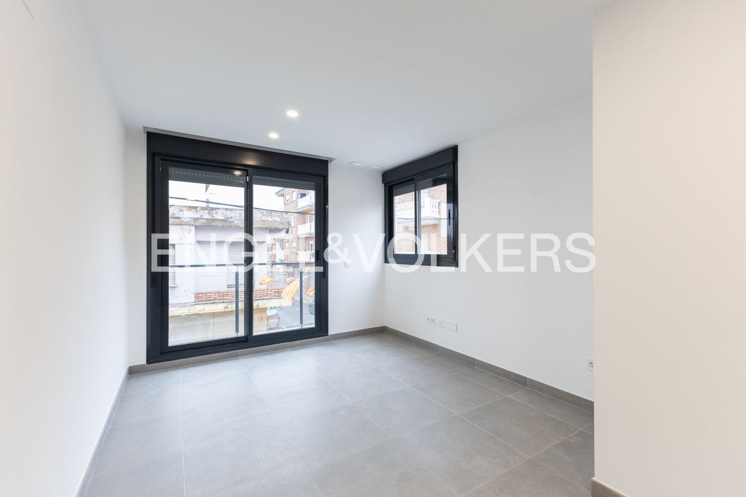 Schlafzimmer von Wohnung zur Miete in Massanassa mit Klimaanlage, Heizung und Terrasse