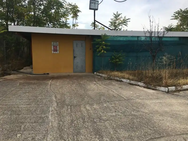 Vista exterior de Oficina en venda en Mengíbar