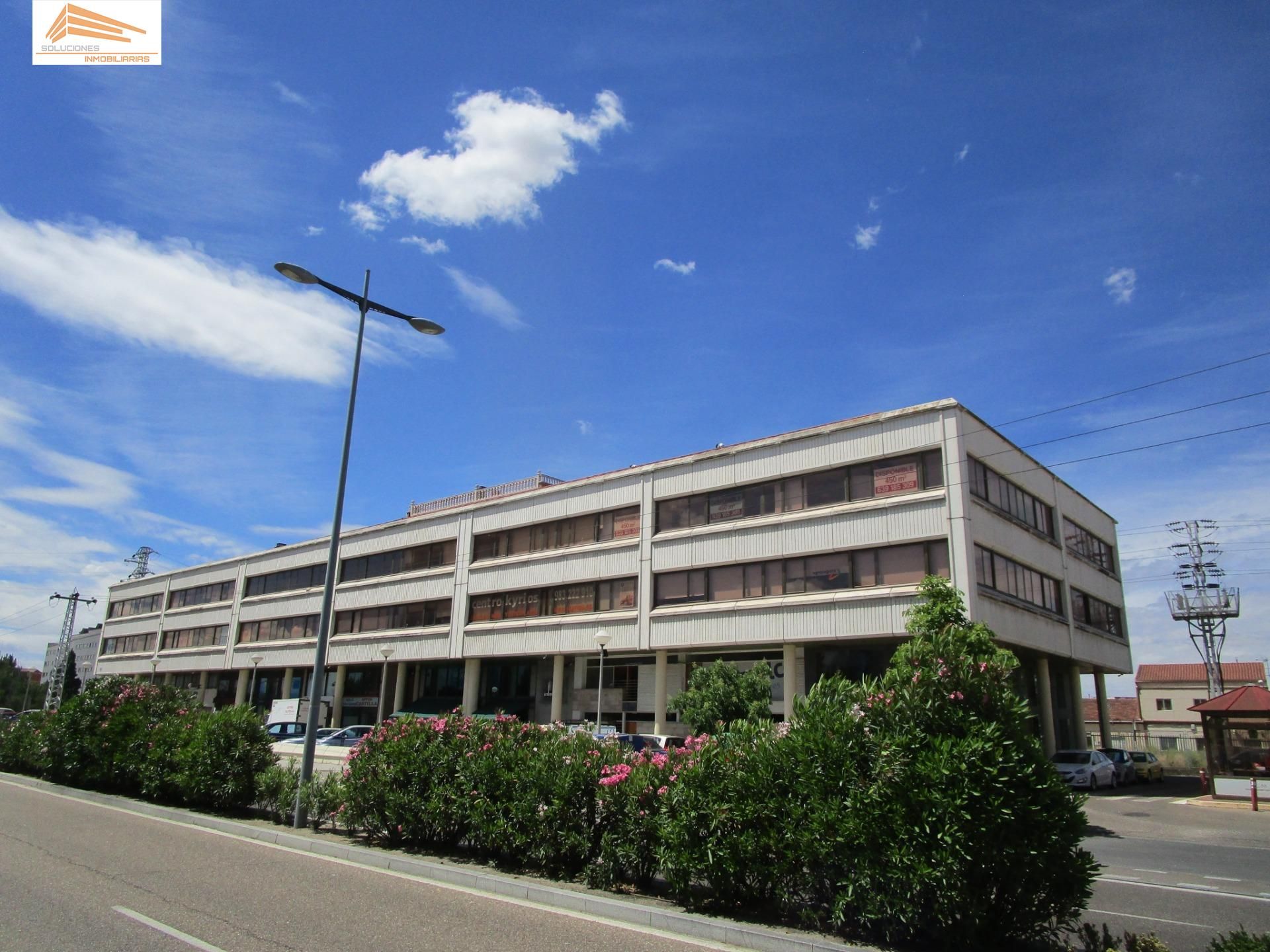 Exterior view of Box room for sale in Valladolid Capital