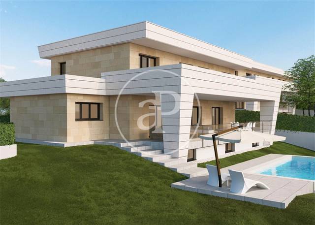 Casa-chalet en Venta en Avenida de Atenas, 45 en El Pinar - Punta Galea