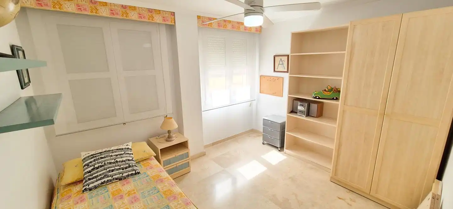 Habitación de Casa o chalet en venta en Elche / Elx con Terraza, Trastero y Balcón
