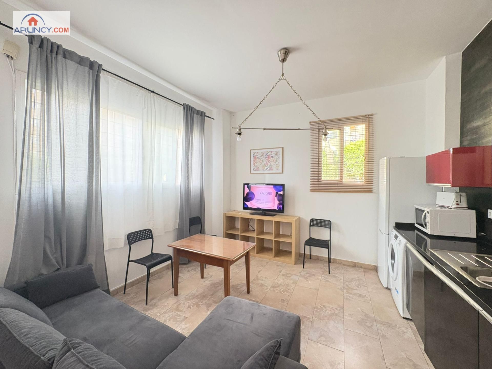 Living room of Apartment to rent in  Sevilla Capital  with Air Conditioner