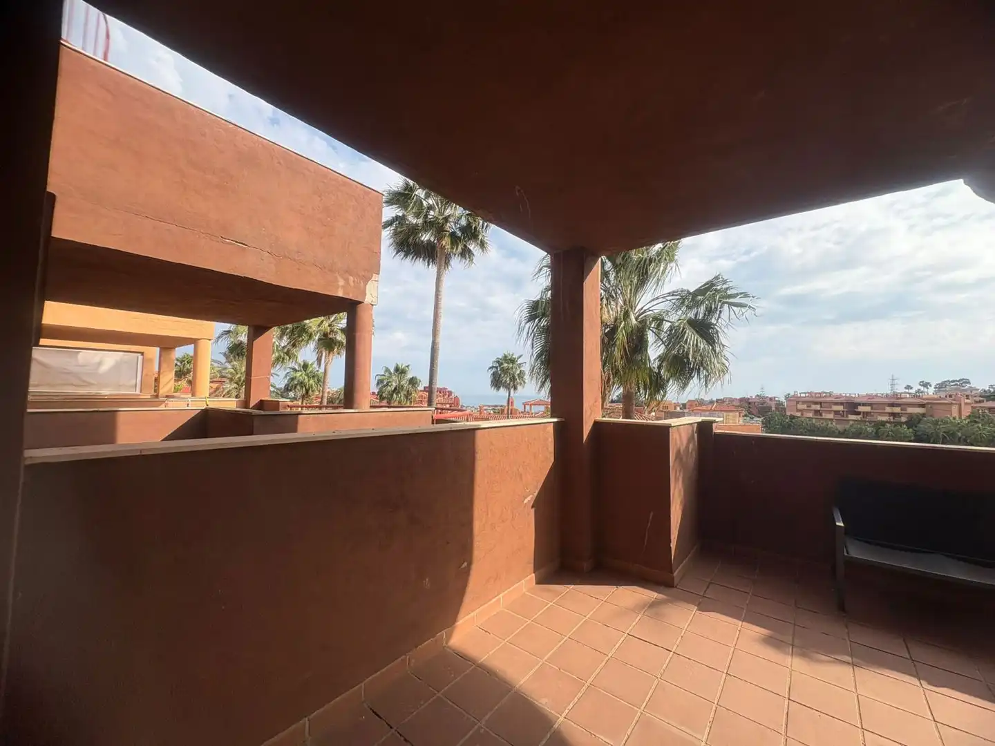 Terrasse von Wohnung zum Verkauf in Marbella mit Klimaanlage, Heizung und Terrasse