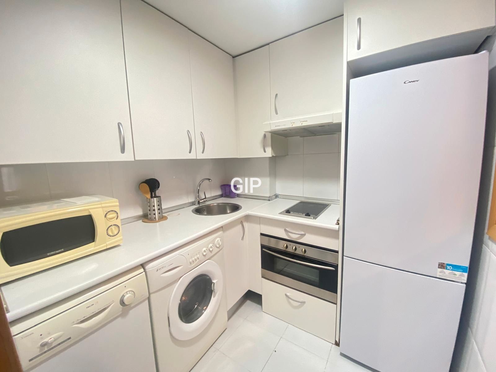 Kitchen of Apartment to rent in  Madrid Capital  with Air Conditioner, Heating and Parquet flooring