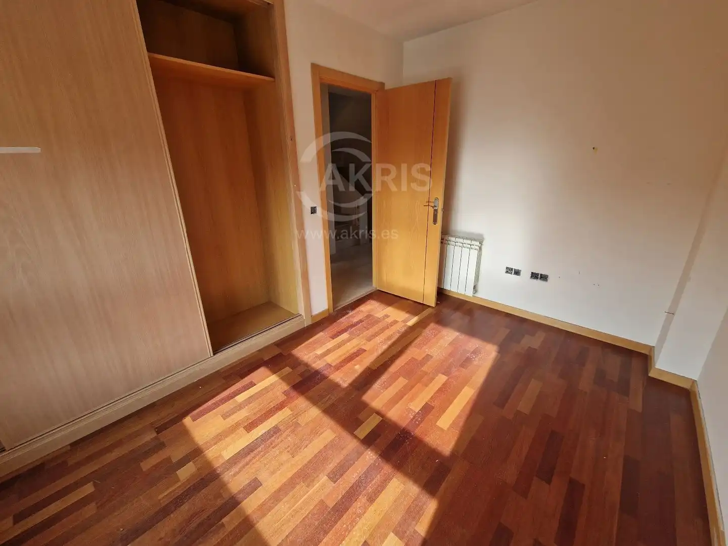 Habitación de Casa adosada en venta en Yuncos con Calefacción y Trastero
