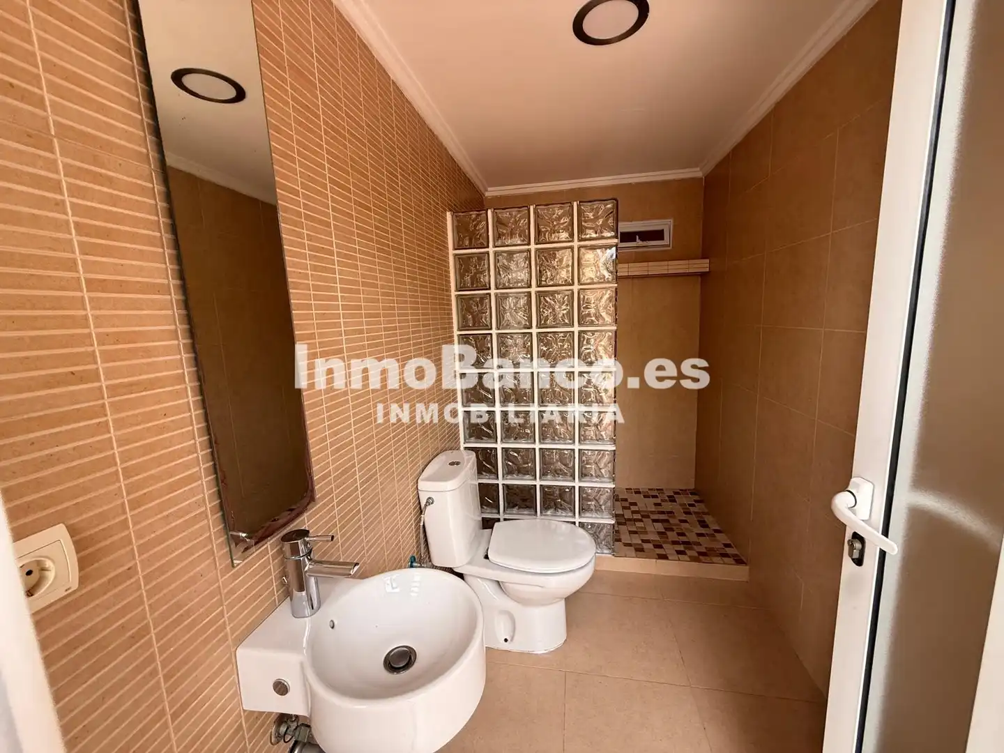 Villa mit Pool zum Verkauf in Avenida del Rio Turia 587, imagen 17