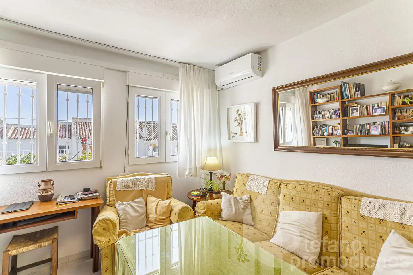 Living room of Detached homes for sale in Málaga  with Air Conditioner, Private garden and Terrace