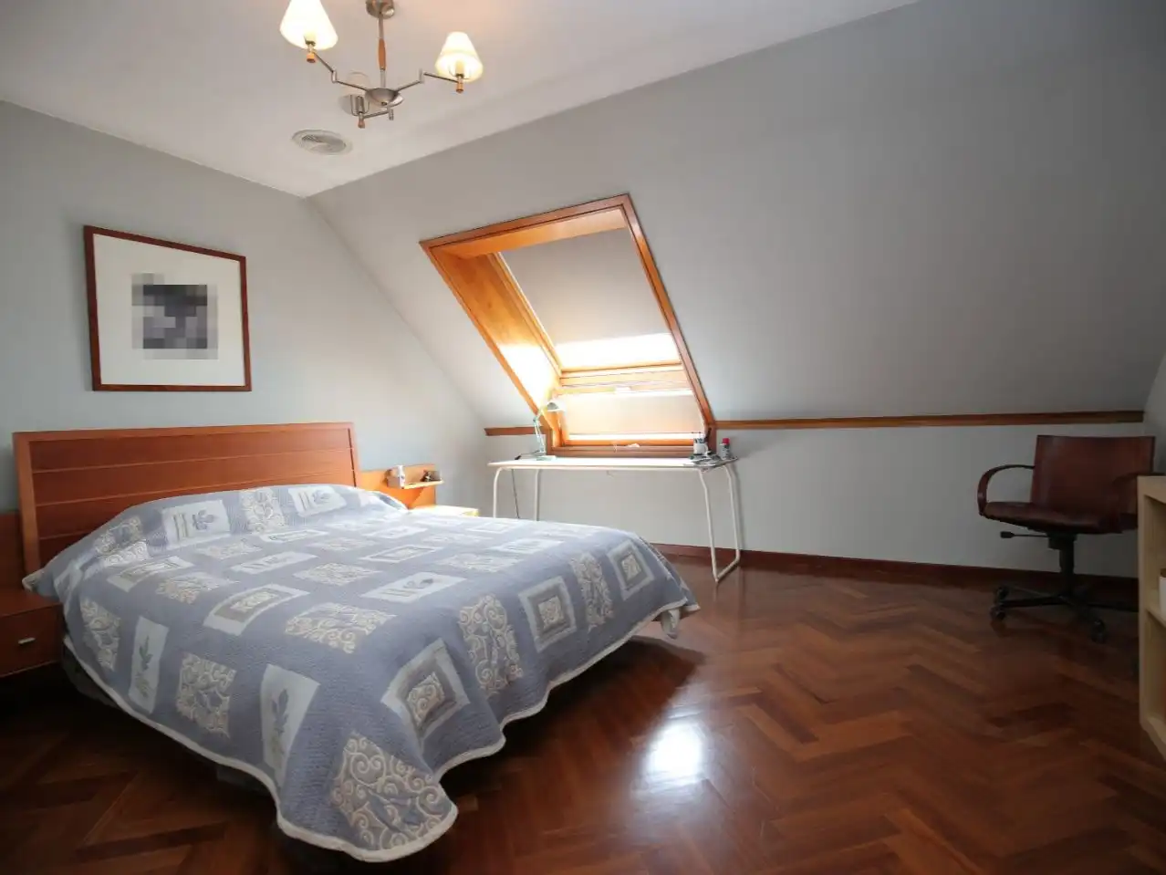 Dormitori de Pis en venda en A Coruña Capital  amb Parquet, Terrassa i Traster