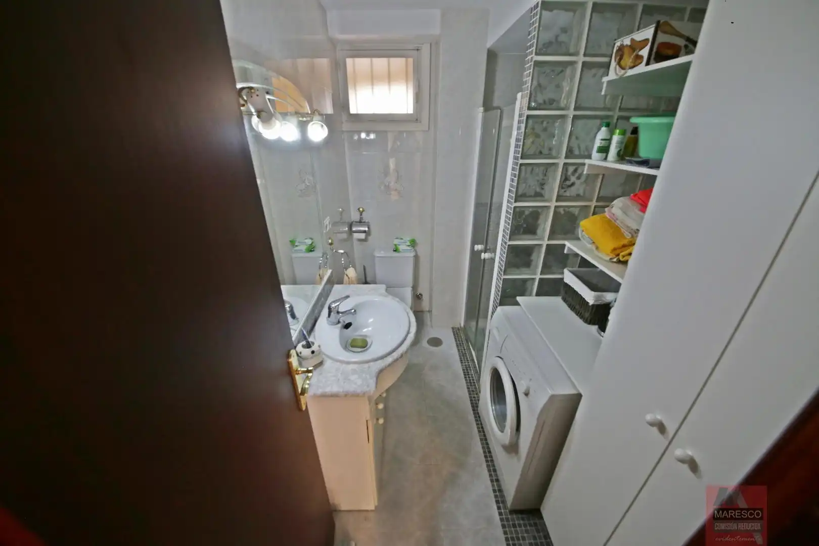 Bathroom of Flat for sale in Fuengirola  with Terrace, Storage room and Community pool