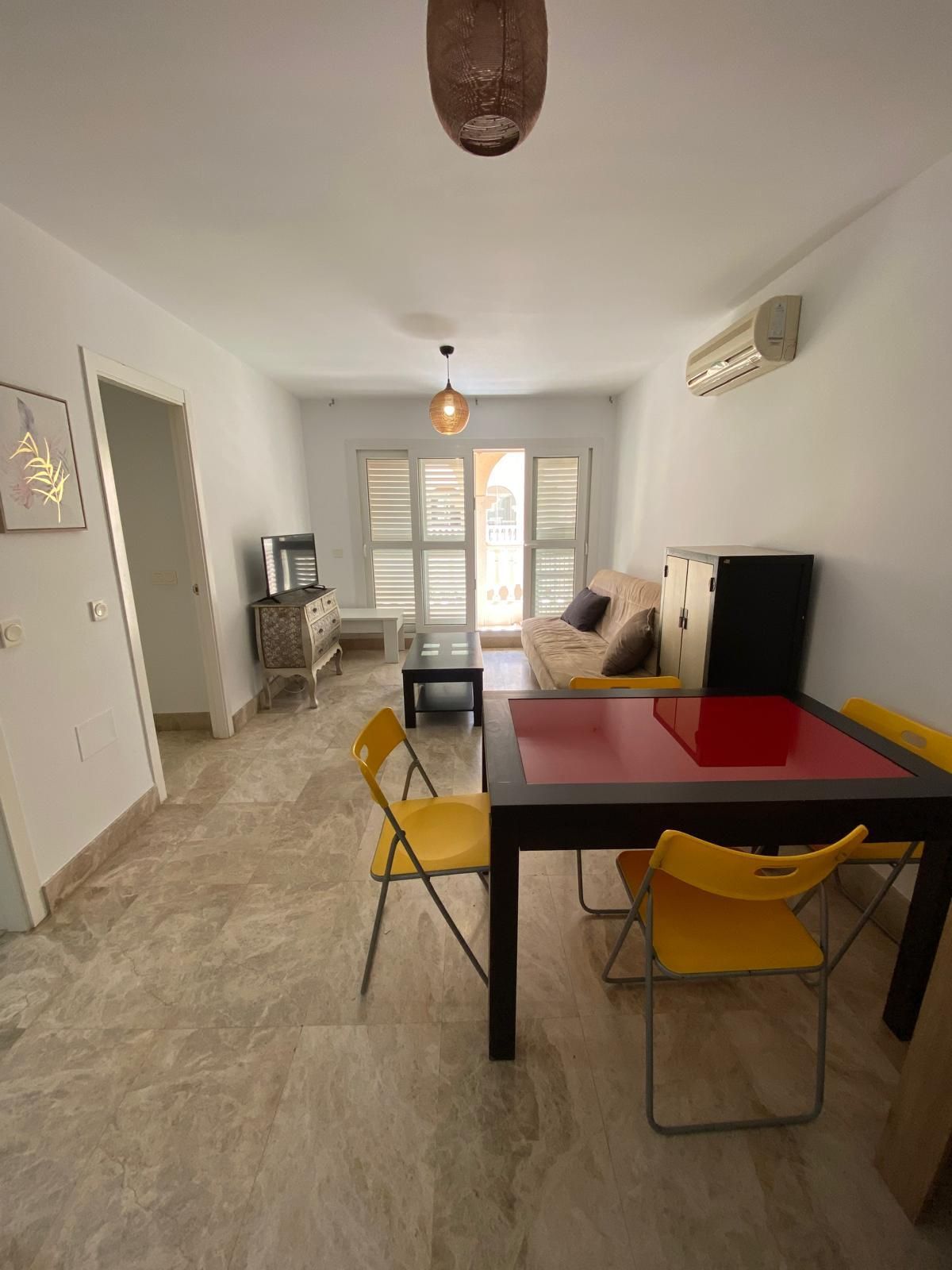 Wohnzimmer von Wohnungen zum verkauf in El Ejido mit Klimaanlage, Abstellraum und Möbliert