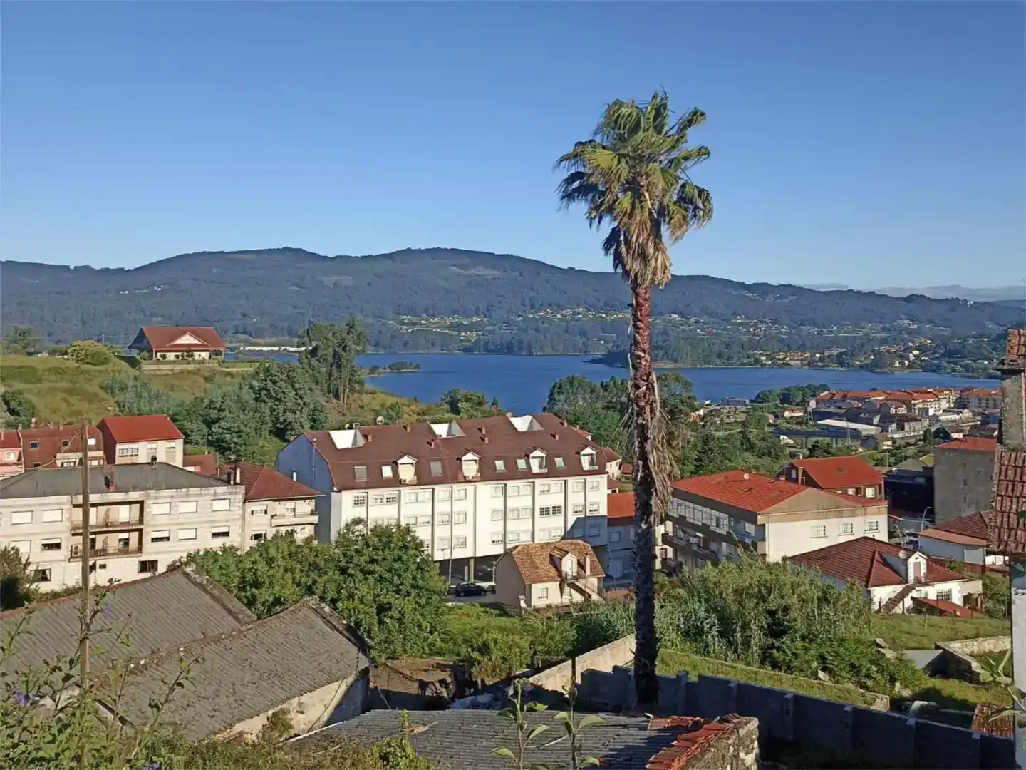 Vista exterior de Casa o xalet en venda en Soutomaior amb Balcó