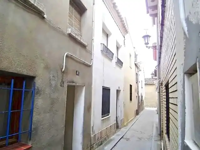Vista exterior de Casa adosada en venta en Binaced, Huesca