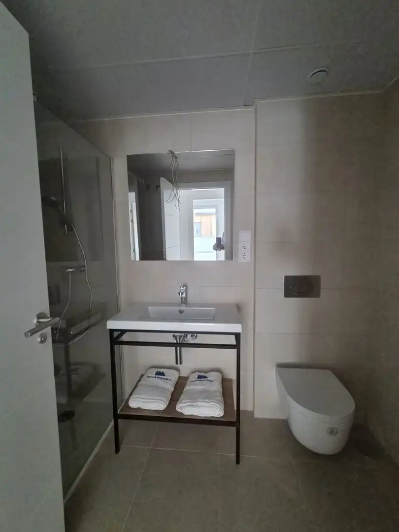 Bathroom of Flat for sale in Puerto Deportivo