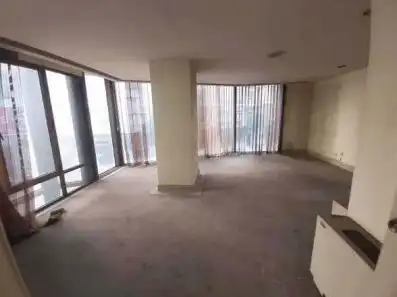 Oficina en venda a Avenida del Comte de Sallent