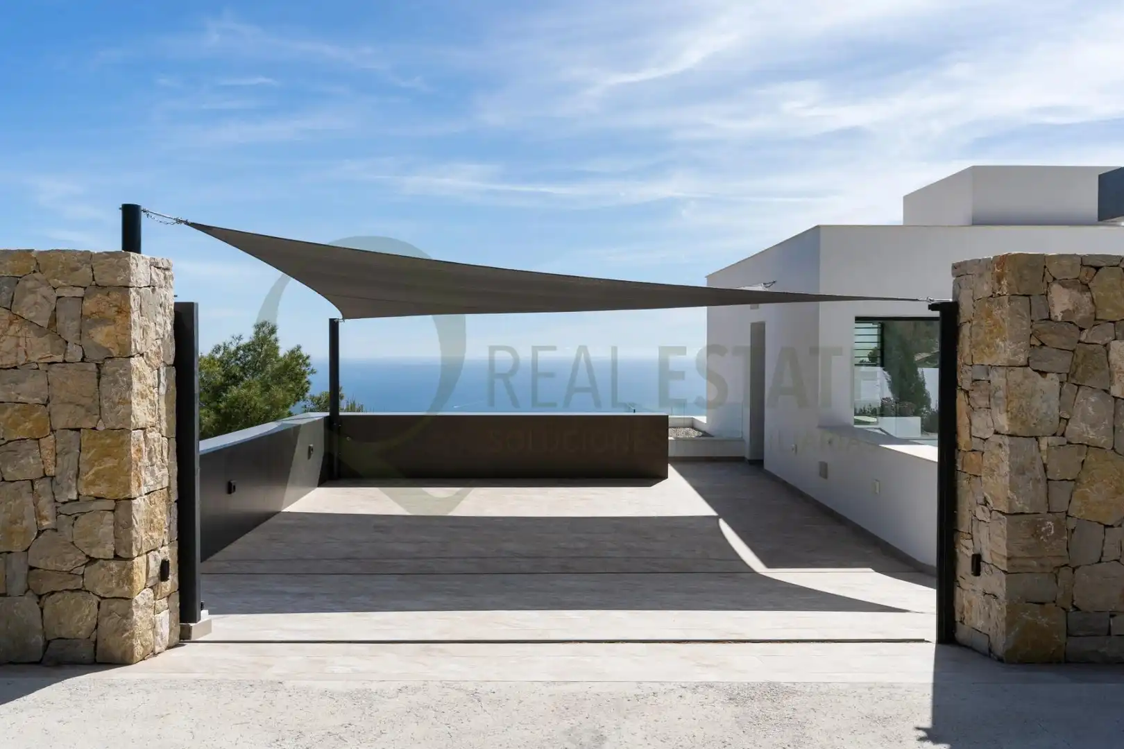 Terrassa de Casa o xalet en venda en Alicante / Alacant amb Calefacció, Jardí privat i Terrassa